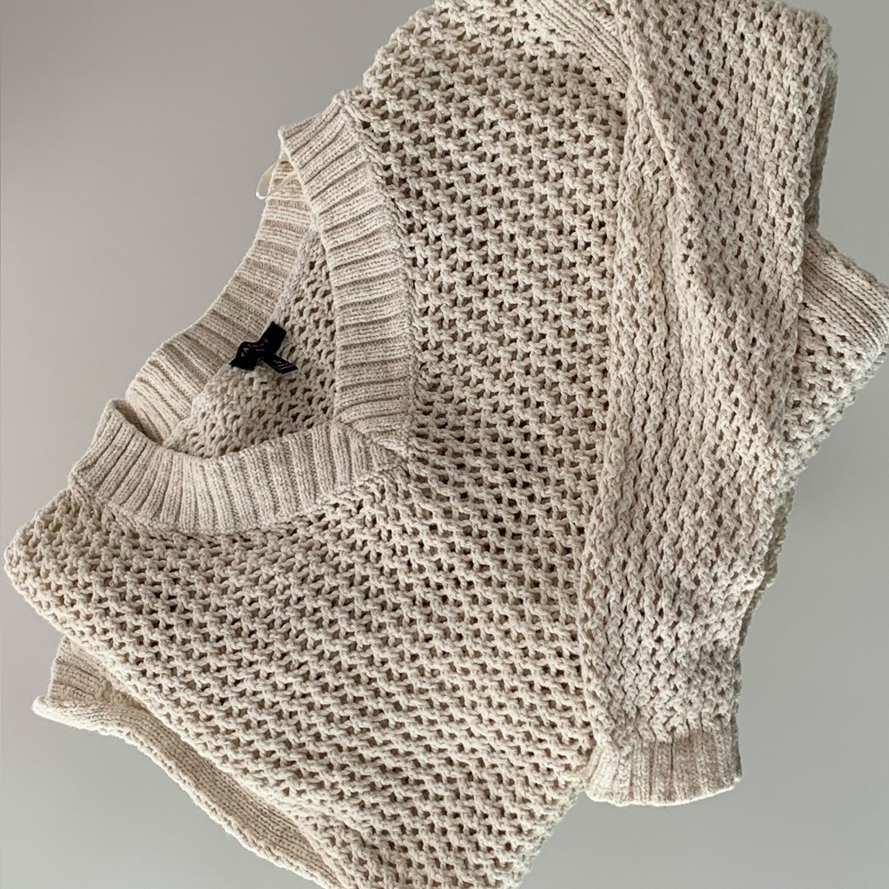 Hardly ever worn “mesh” sweater top